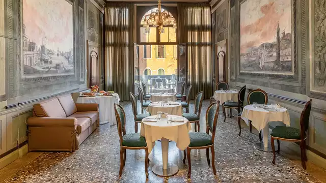 Romantisch verblijf in Venetie met jacuzzi op de kamer en gondeltocht