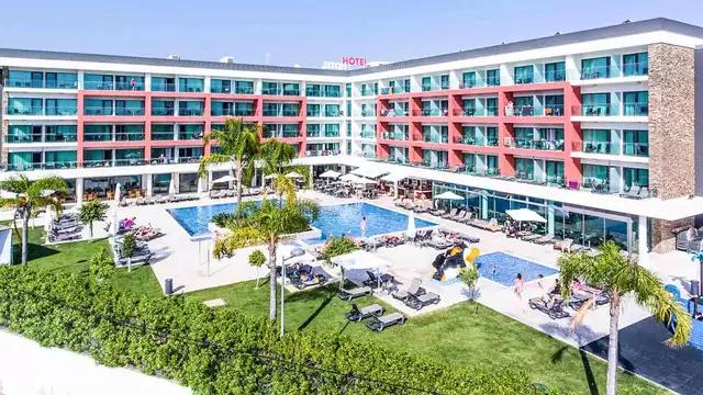Profitez de magnifiques journées en Algarve avec dîner et entrées au parc Aquashow