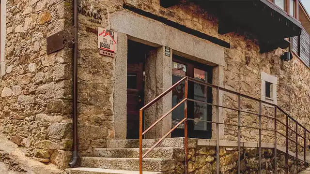 Escapada con cena tipica en uno de los pueblos mas bonitos de la Sierra de Francia