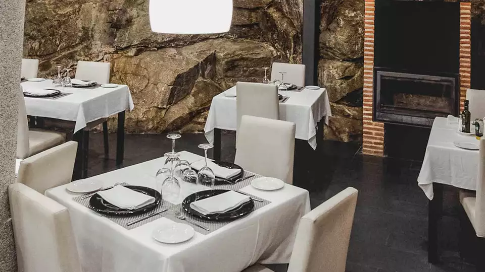 Escapada con cena tipica en uno de los pueblos mas bonitos de la Sierra de Francia