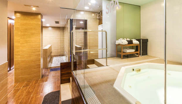 Aparthotel Atenea Valles