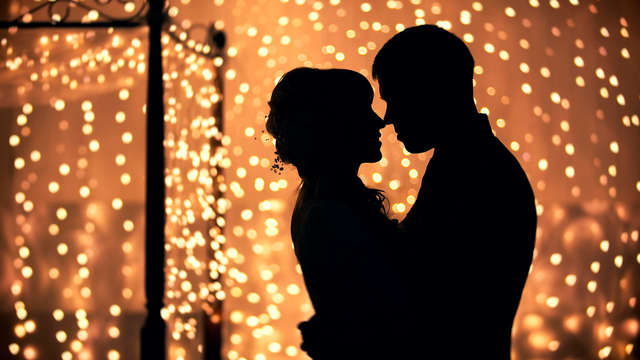 ¡Romanticismo en Suite con jacuzzi y chimenea en la habitación, zona wellness y mucho más!