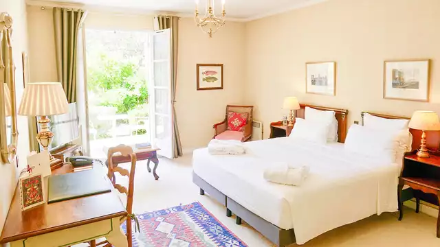 Estancia con encanto cerca de París: Cena en Le Manoir de Gressy