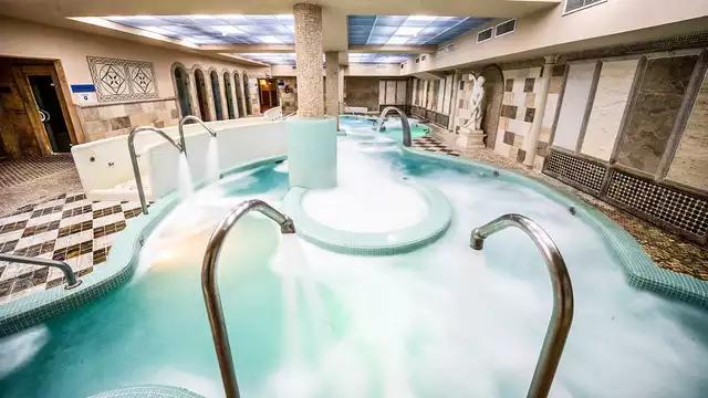 Getaway met diner en toegang tot de spa voor twee in Carranque