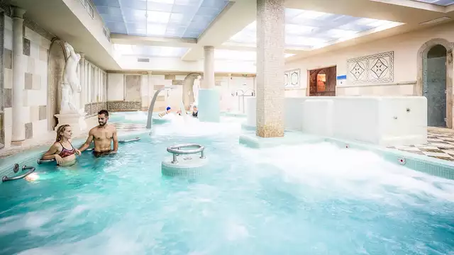 Getaway met diner en toegang tot de spa voor twee in Carranque
