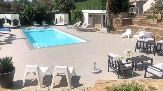 Verblijf in het hart van de Côte d'Azur in de Var, op 400 meter van het strand