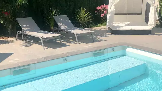 Descubre Bormes-Les-Mimosas en un hotel de 3 estrellas cerca del mar