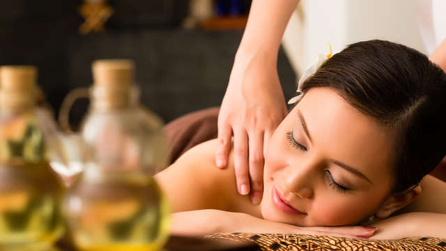 Weekend relax tra le colline toscane con light dinner, massaggio e area Wellness inclusi!