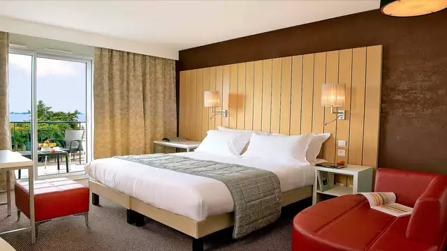 Sejour thalasso en chambre vue laterale mer a Concarneau