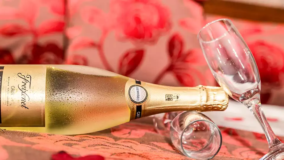 Week-end romantique a Milan avec bouteille en chambre