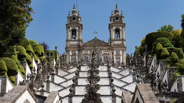 Escapade romantique avec chocolats et vin mousseux dans le centre historique de Braga