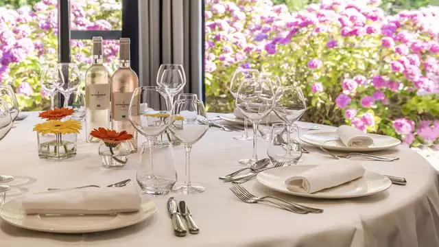 Charmant verblijf met diner en uitzicht op de golfbaan