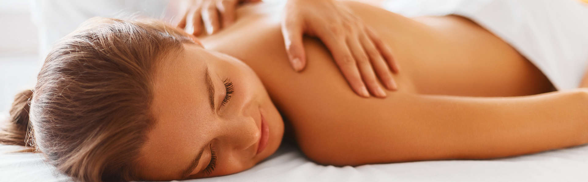Détente 360º avec massage et Spa: chambre supérieure avec terrasse et vue sur la mer
