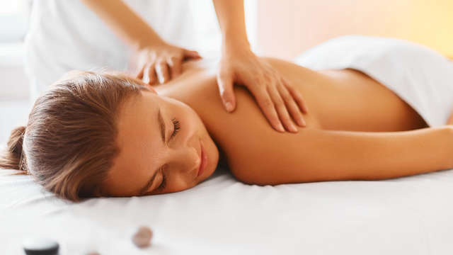 Relax total con masaje, Spa ilimitado y bombones en habitación vista mar