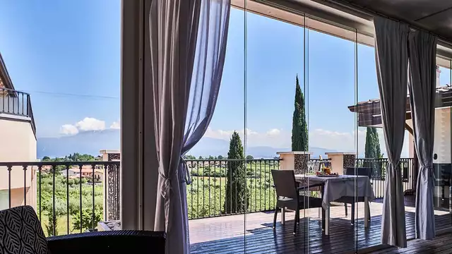Romance sur le lac de Garde avec dîner et accès au spa