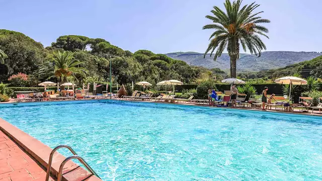 Romantisch weekend op het eiland Elba met ontbijt op de kamer in een prachtige residentie