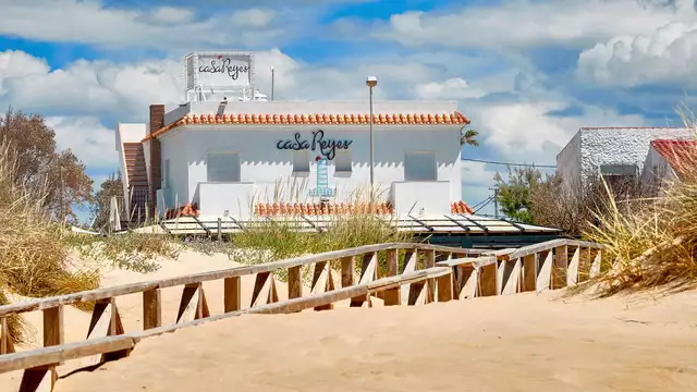 Een toost aan zee in Vejer de la Frontera