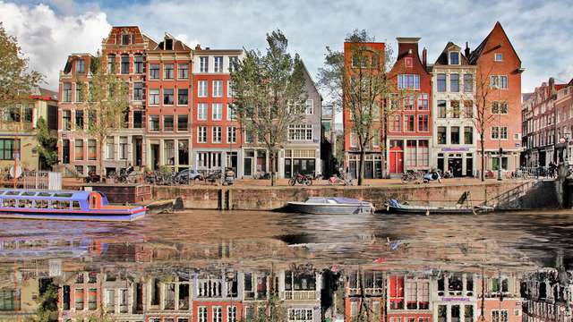 The Lancaster Amsterdam