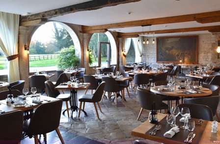 Escapade royale avec dîner près de Saint-Omer