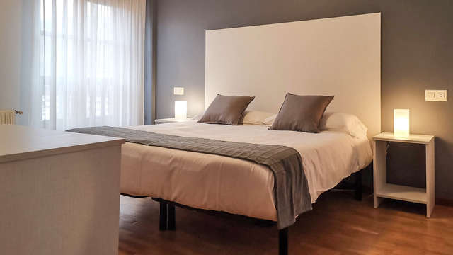 Disfrutad de una estancia puramente asturiana, con botella de sidra