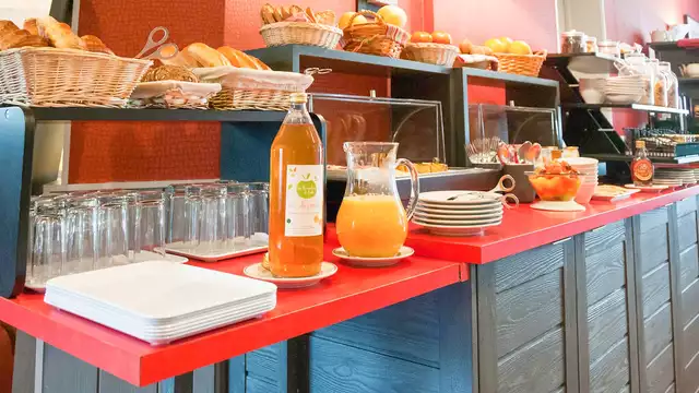 Romantisch Le Havre, met gratis fles wijn en zoete lekkernijen