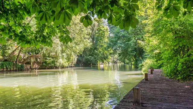 Séjour détente en amoureux avec vue sur le lac de Créteil