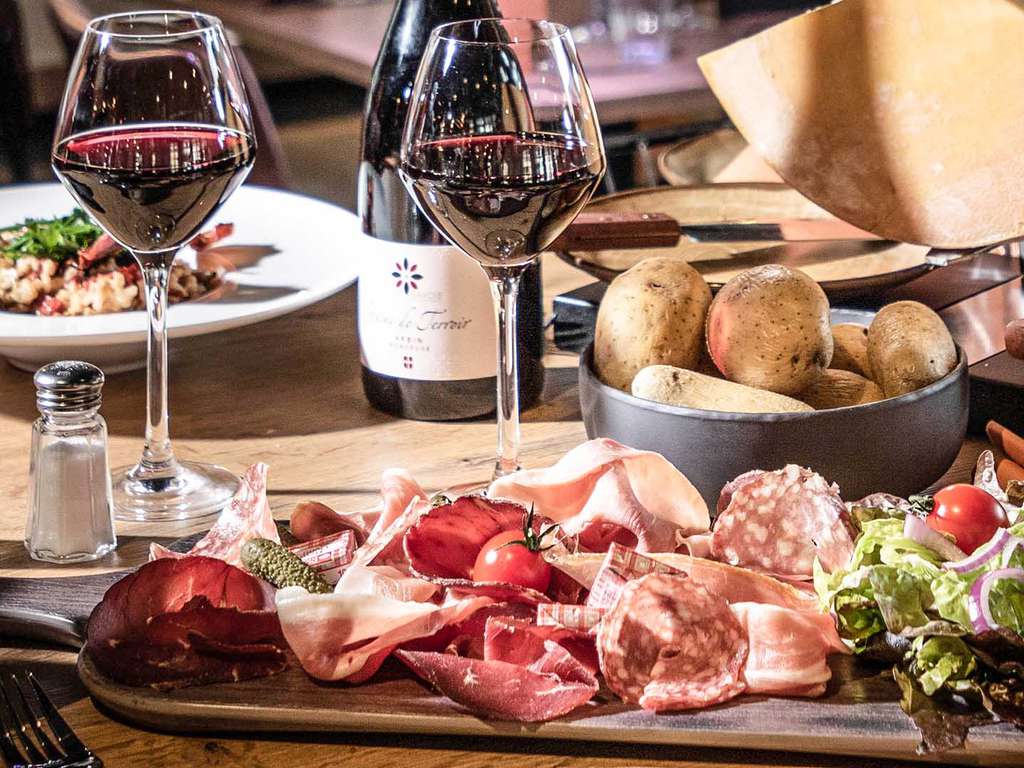 Offrez-vous Un Séjour Insolite À Deux Pas De La Station Des Arcs - 3* (ref 18739)