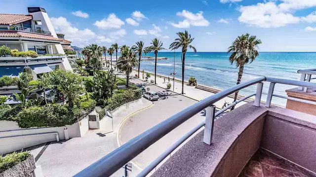 Escapade avec vue sur la mer, dîner et accès au spa à Sitges