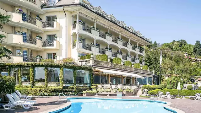 Weekend romantico sul Lago Maggiore con vasca idromassaggio e bottiglia di spumante in camera