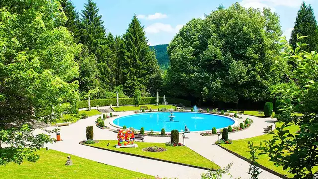 Relajación y gastronomía en Echternach en habitación confort