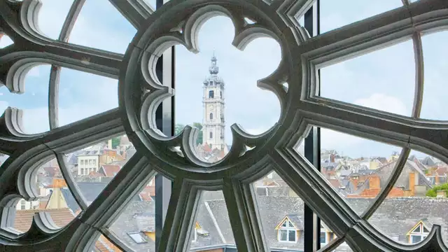 Parenthèse Enchantée à l'Ancienne Chapelle avec Dîner Raffiné à Mons