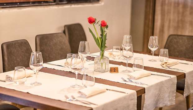 Romanticismo fuori Salerno con cena e spa inclusi