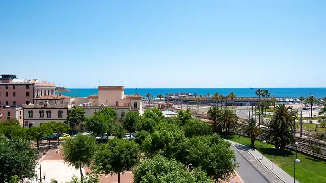 Ontdek Tarragona met familie of vrienden in een appartement voor 4 personen