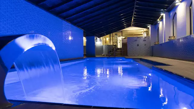 Verblijf in Torremolinos in een Junior Suite met stadszicht en op basis van halfpension