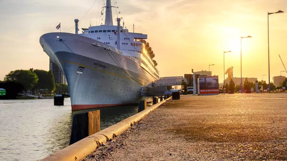Luxe geschiedenis en gastronomie aan boord van cruiseschip SS Rotterdam