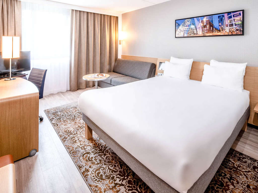 Confort, détente et shopping à Rotterdam - 4* - 4