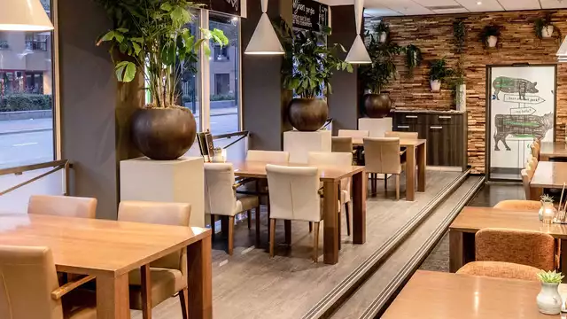 Cenar y disfrutar en la acogedora Tilburg (2 noches)