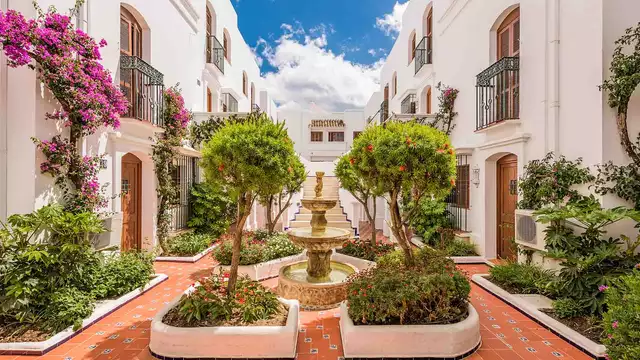 Appartement de luxe avec vue sur la mer à la périphérie d'Estepona