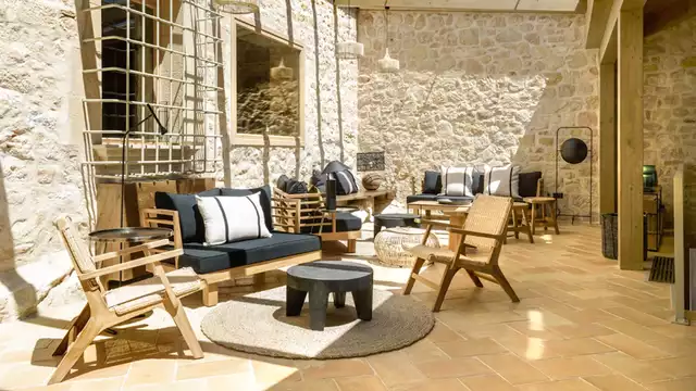 Escapade romantique avec spa et boisson de bienvenue