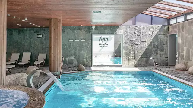 Découvrez Sanxenxo en chambre supérieure avec accès au spa