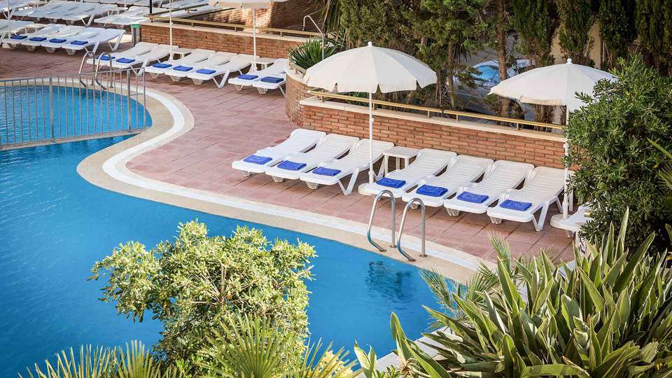 Pension complete pres de la plage de Santa Susanna