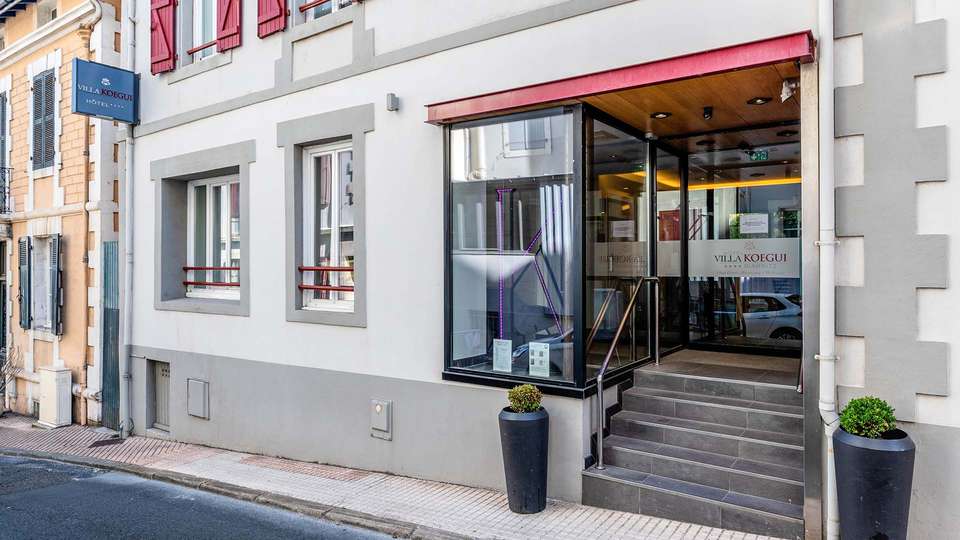 Evasion etoiles avec petit-dejeuner et bouteille de vin a Biarritz