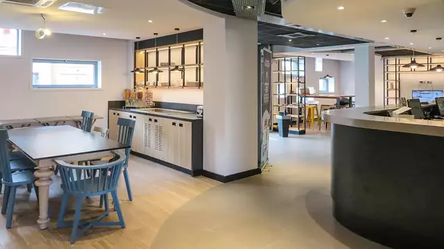 Noche y desayuno en un hotel de 3 estrellas en el corazón de Chartres