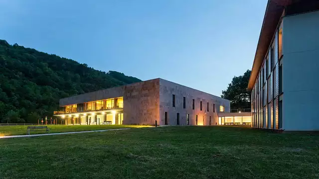 Week-end détente en Navarre: Appréciez une station thermale unique et la saveur de sa gastronomie