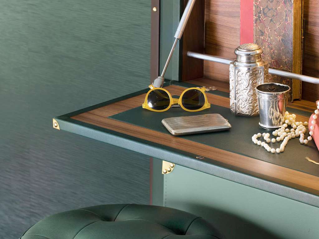 Boutique-hôtel aux allures de train de luxe d'époque à deux pas de la Gare du Nord - 4* - 17