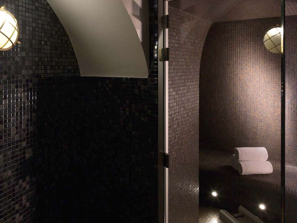 Boutique-hôtel aux allures de train de luxe d'époque à deux pas de la Gare du Nord - 4* - 13
