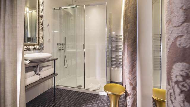 Hôtel Eugène En Ville 4* - París, Francia