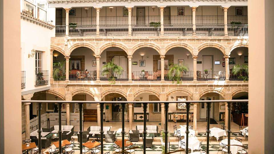 Hotel Palacio de los Velada