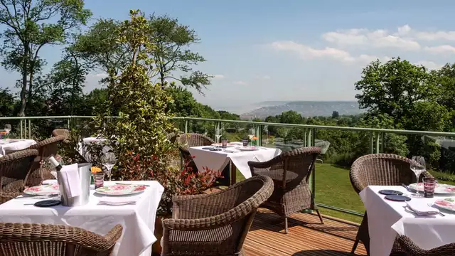 Escapada romántica en Suite con masaje y cena, cerca de Deauville