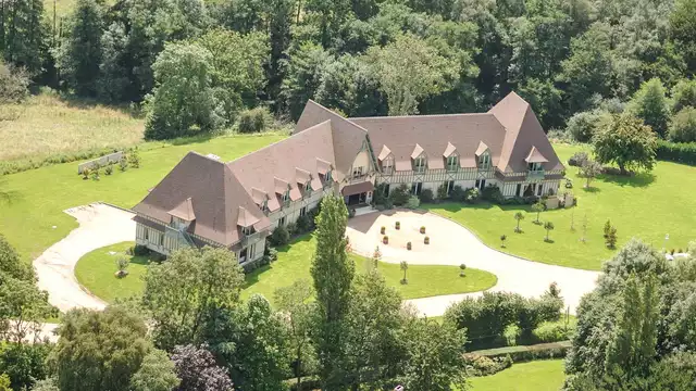 Escapada romántica en Suite con masaje y cena, cerca de Deauville